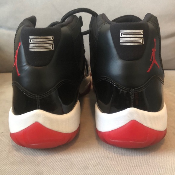 Air Jordan XI BRED 2012 - Picture 5 of 8